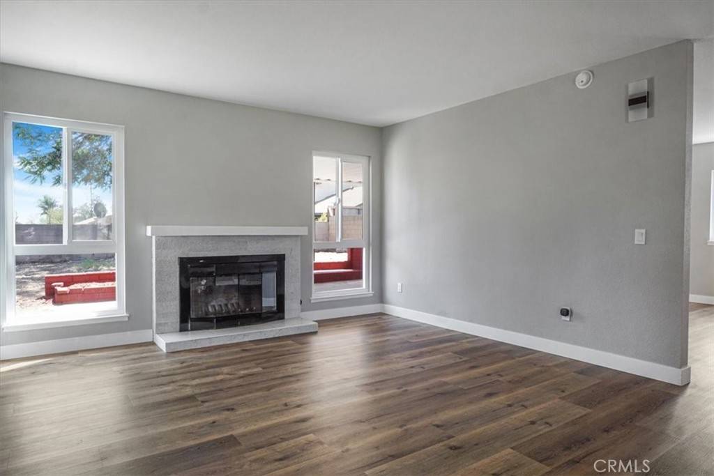 Ontario, CA 91764,1840 E Hawthorne ST