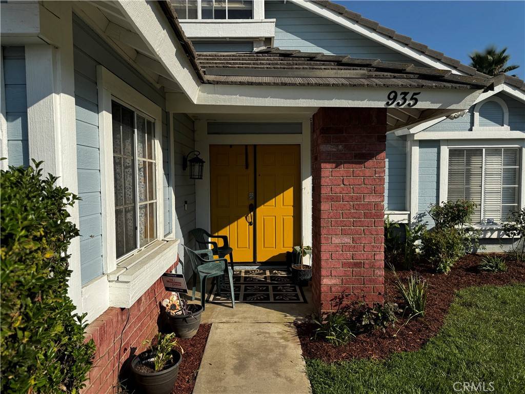 Rialto, CA 92376,935 W Wabash ST