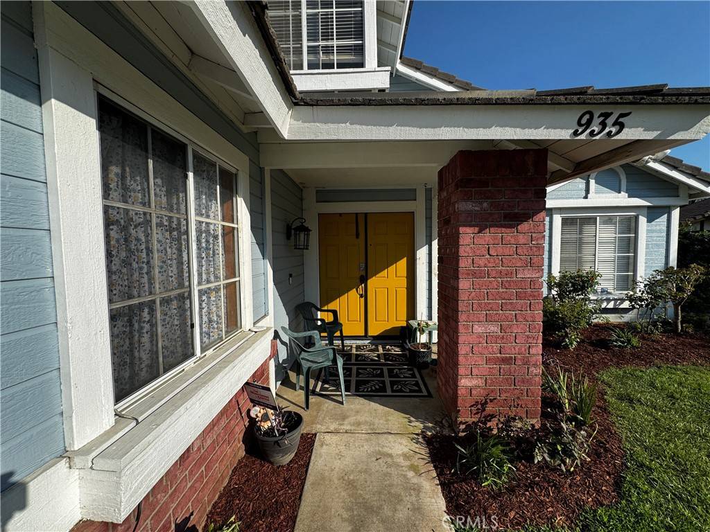 Rialto, CA 92376,935 W Wabash ST