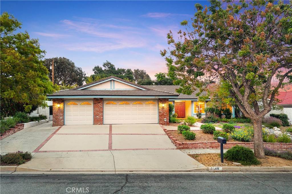 Claremont, CA 91711,2148 Aquinas Avenue