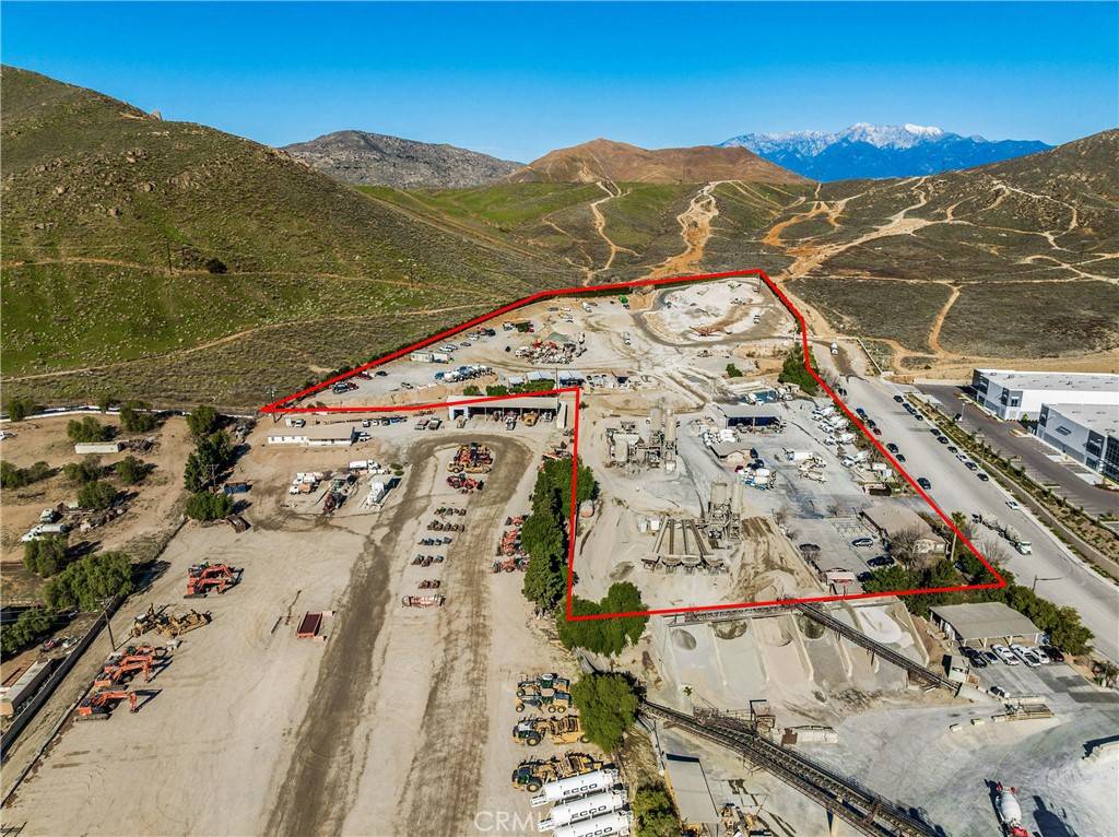 Jurupa Valley, CA 92509,6170 20th ST