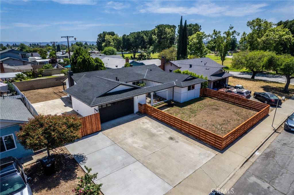 Pomona, CA 91767,480 Valera AVE