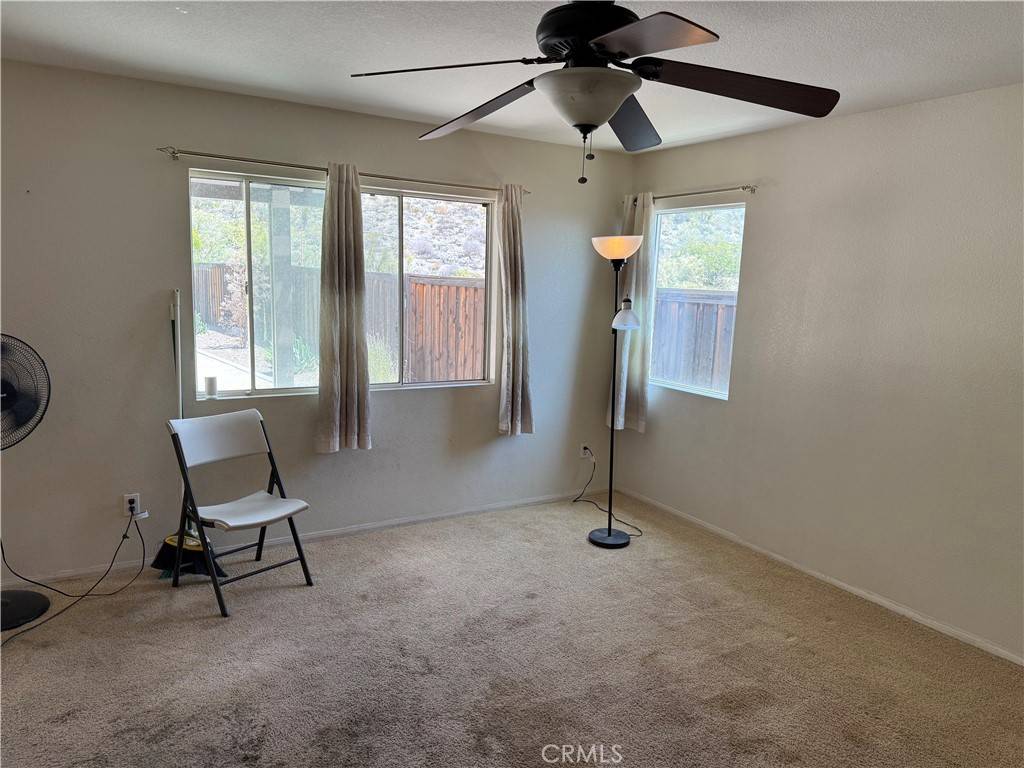 Lake Elsinore, CA 92530,29324 Gateway DR