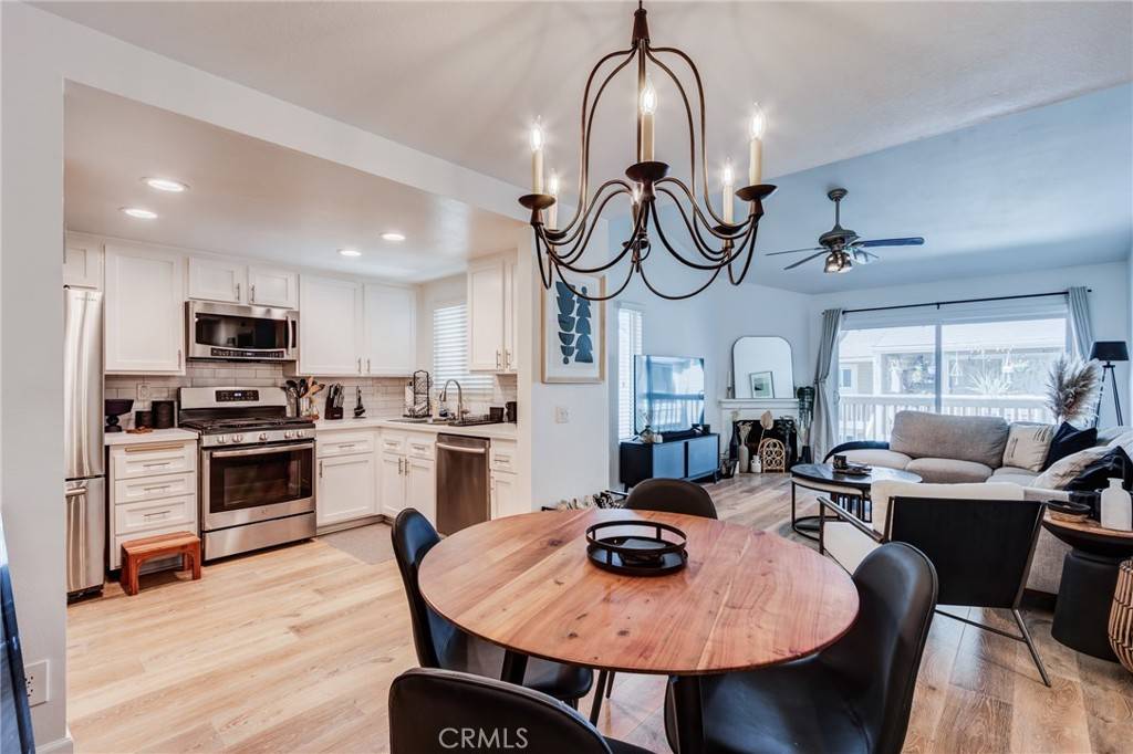 Yorba Linda, CA 92887,23502 Cambridge RD #306