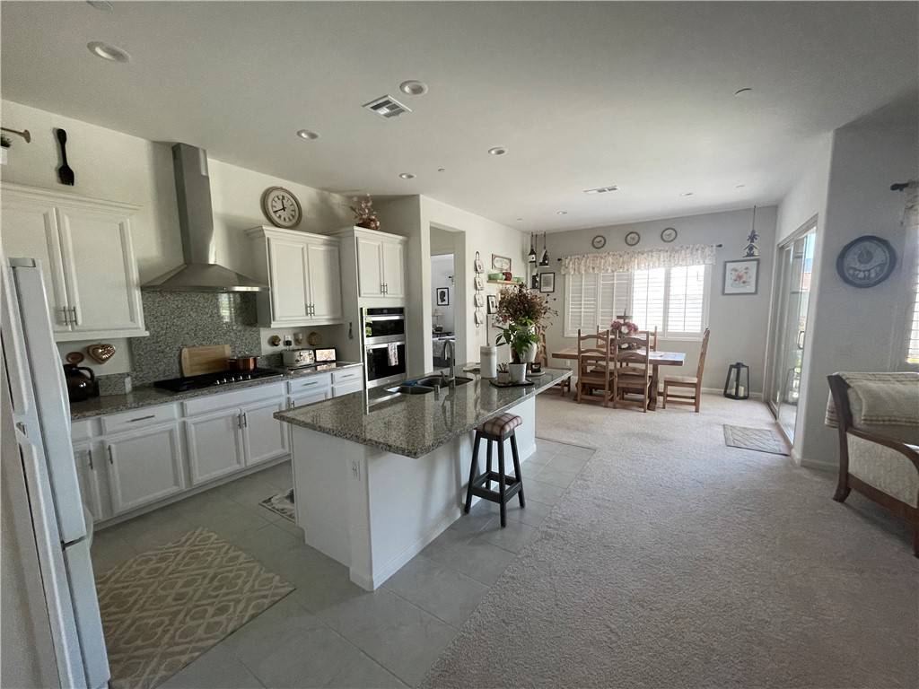 Corona, CA 92883,11915 Sagecrest CT