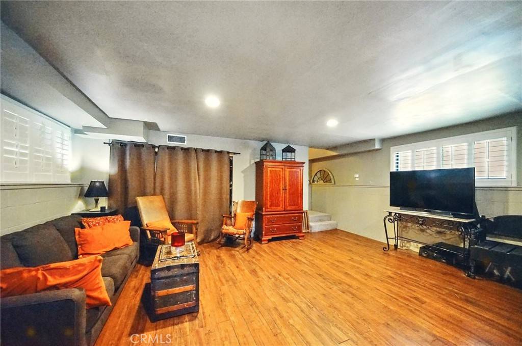 Wrightwood, CA 92397,5726 Lodgepole DR