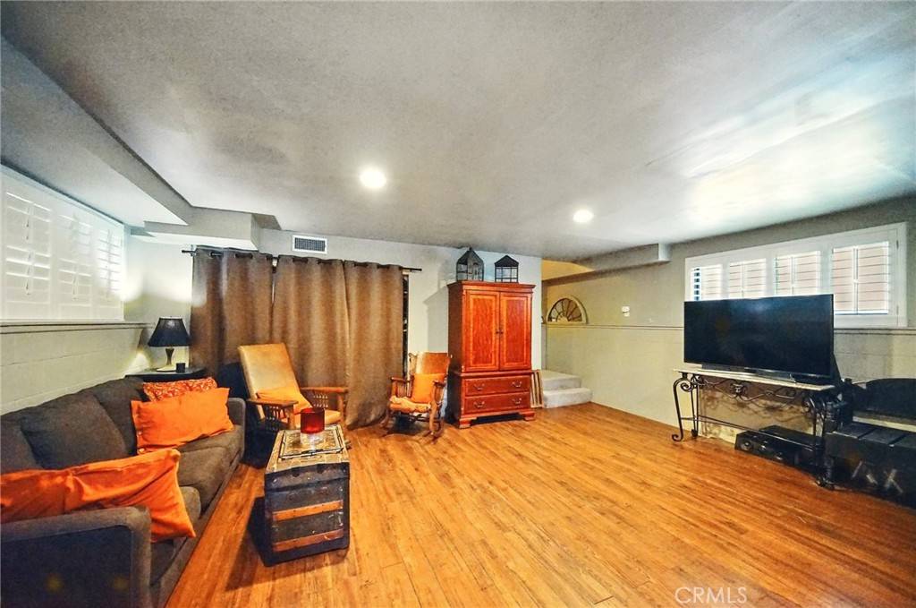 Wrightwood, CA 92397,5726 Lodgepole DR