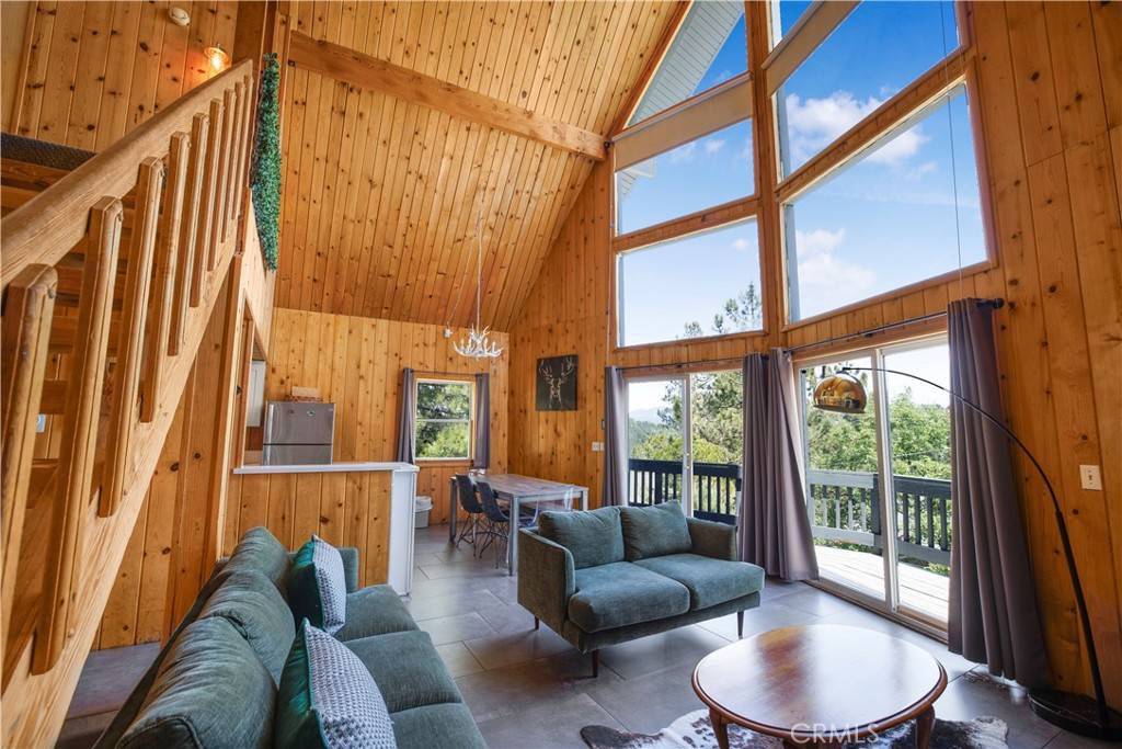 Lake Arrowhead, CA 92352,26503 Amador LN
