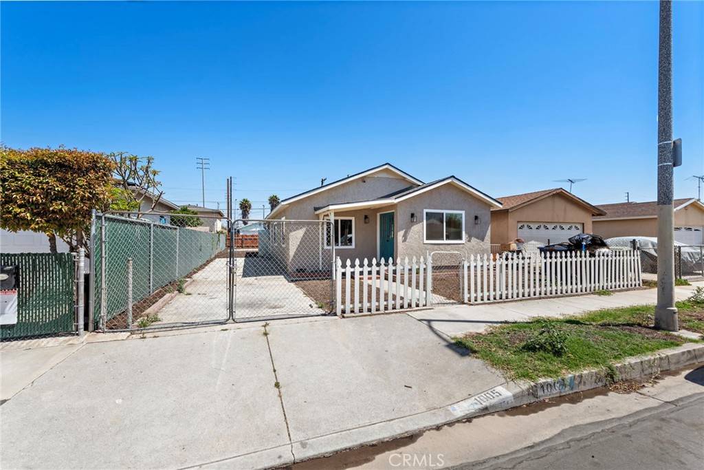 Wilmington, CA 90744,1005 E Cruces ST