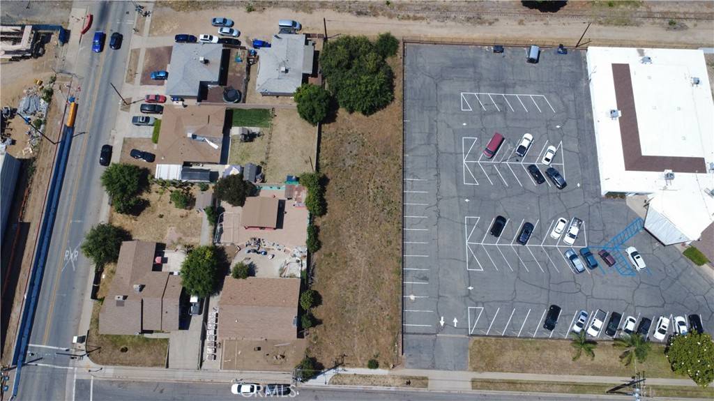 Rialto, CA 92376,236 W 1st ST