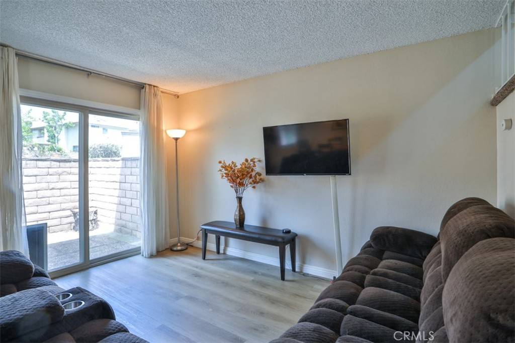 Glendora, CA 91741,137 Oak Forest CIR