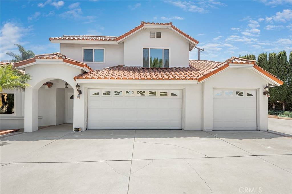 Orange, CA 92867,2445 N Santiago BLVD