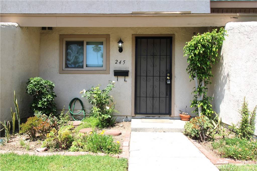 Placentia, CA 92870,245 Doverfield DR #46