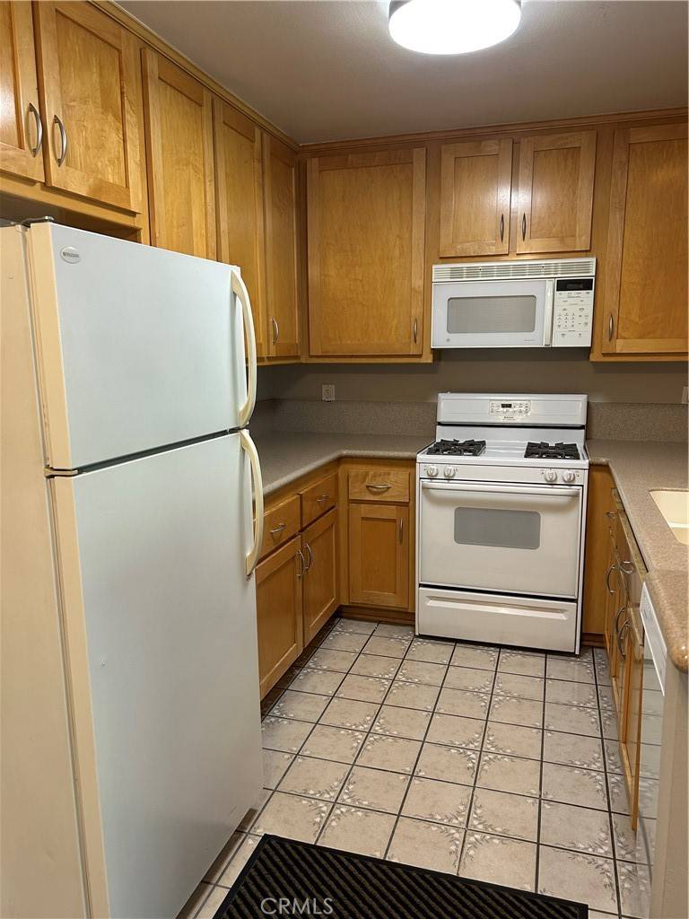 Yorba Linda, CA 92886,19167 Parkland ST #136