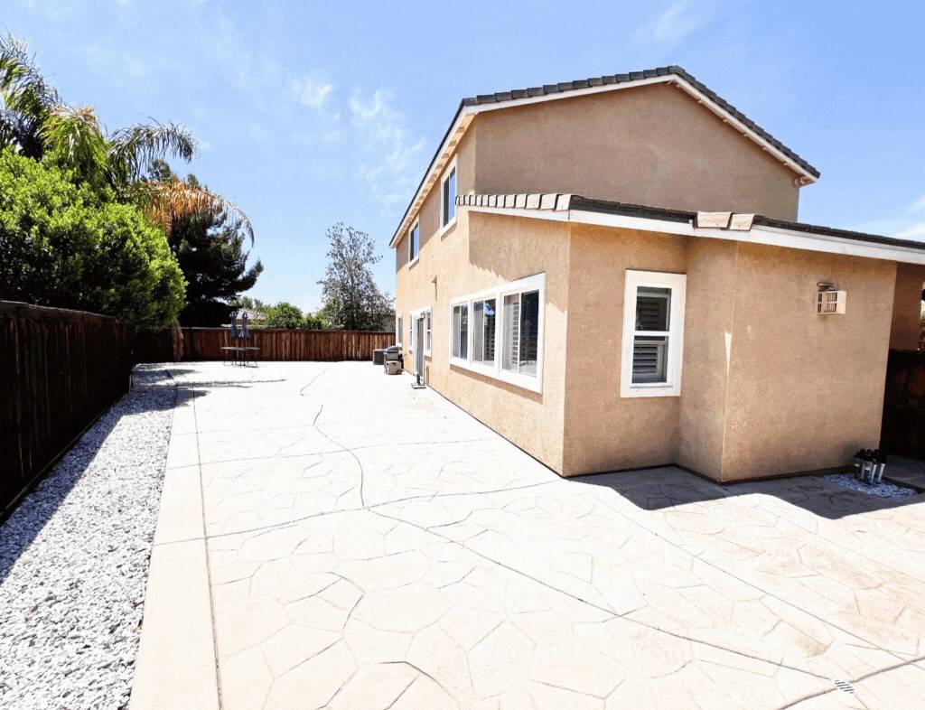 Beaumont, CA 92223,1152 Hawthorn LN