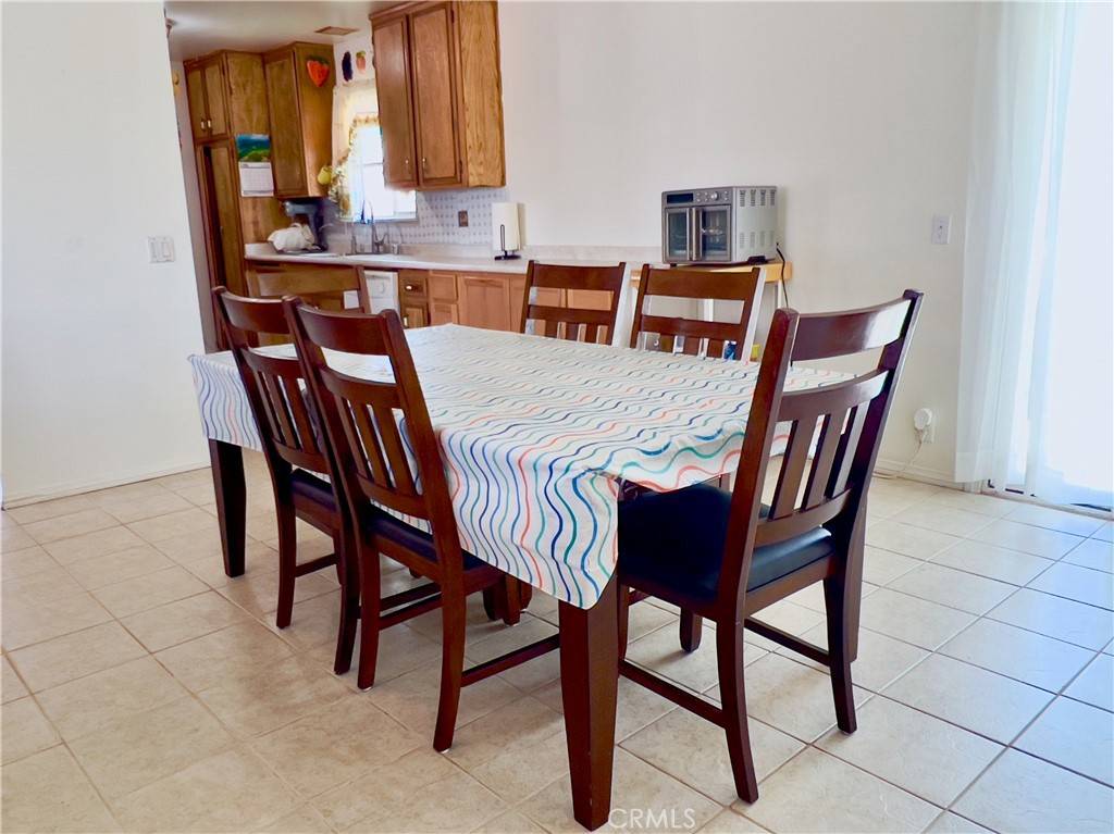 Apple Valley, CA 92307,21861 Ramona AVE