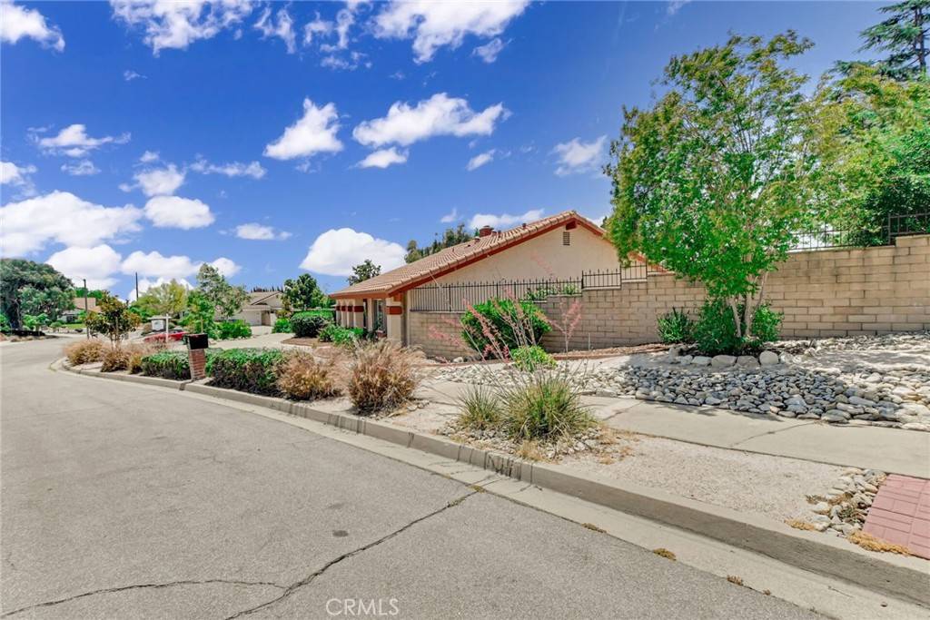 Claremont, CA 91711,383 Andover DR