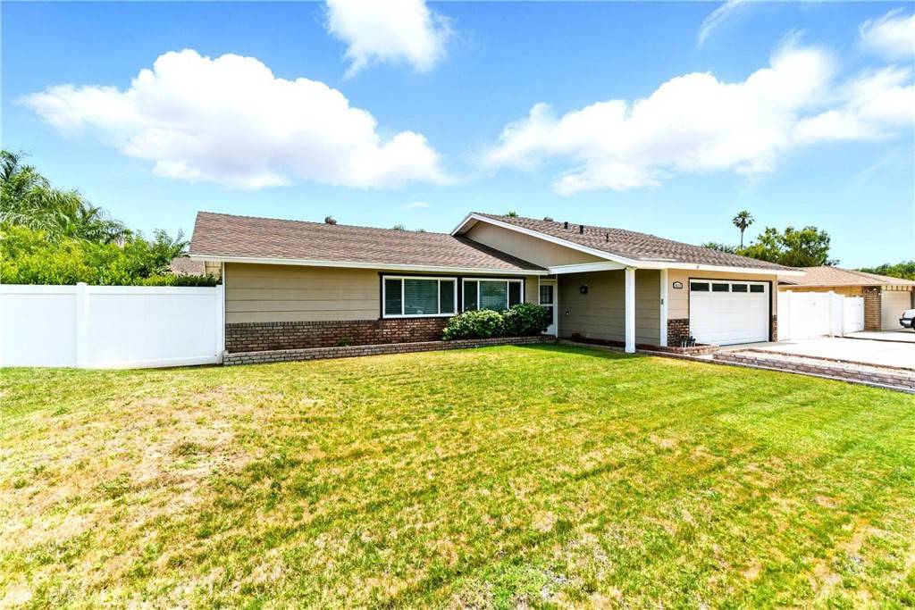 Jurupa Valley, CA 92509,8512 Brookfield DR