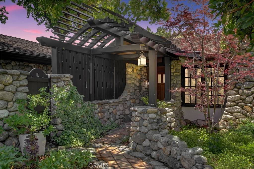 Claremont, CA 91711,2293 Bonnie Brae AVE