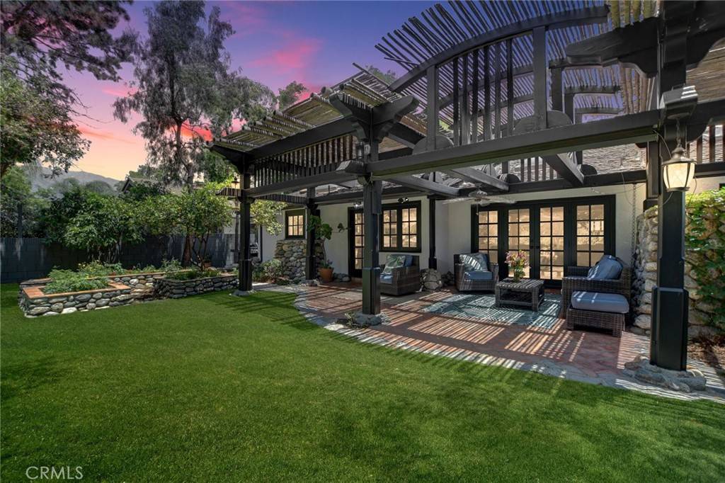 Claremont, CA 91711,2293 Bonnie Brae AVE
