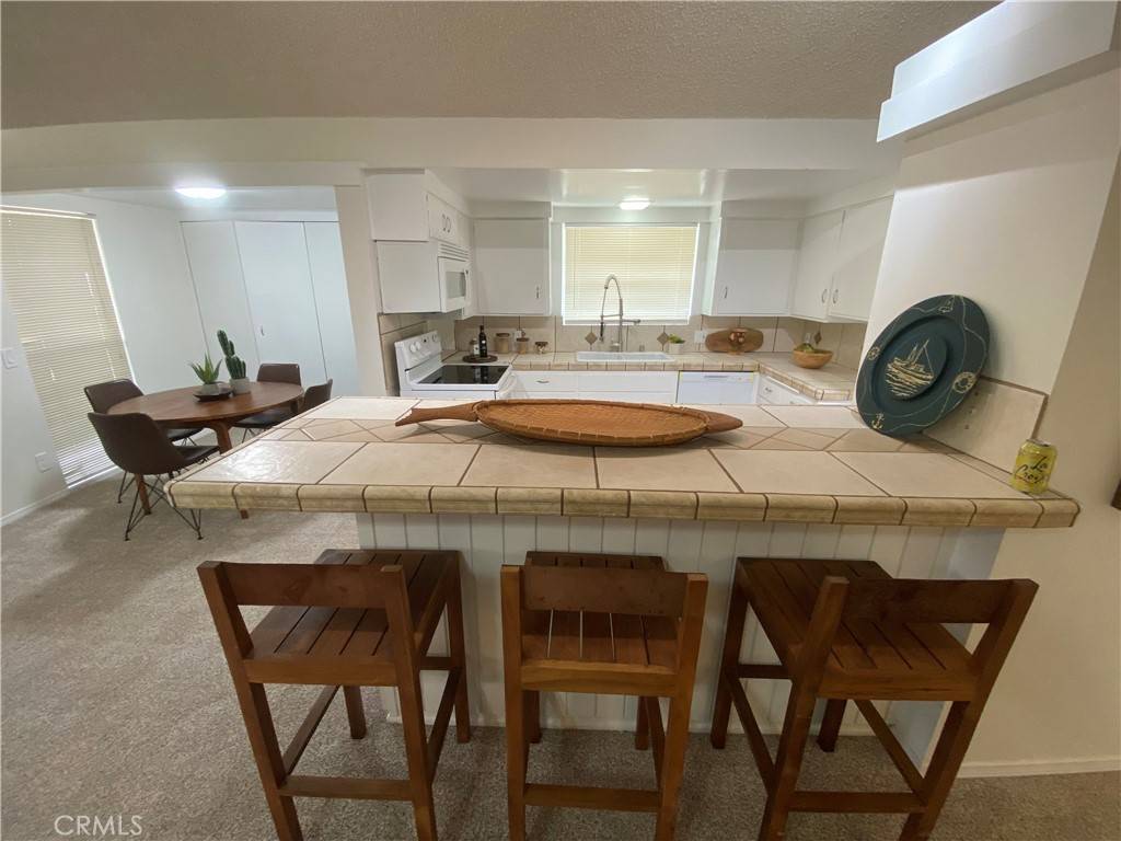 Yucca Valley, CA 92284,54858 Martinez TRL