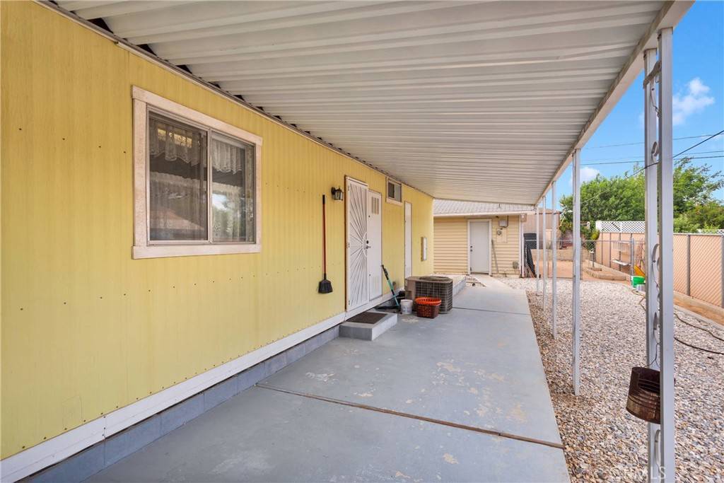 Hesperia, CA 92345,19154 Lindsay ST