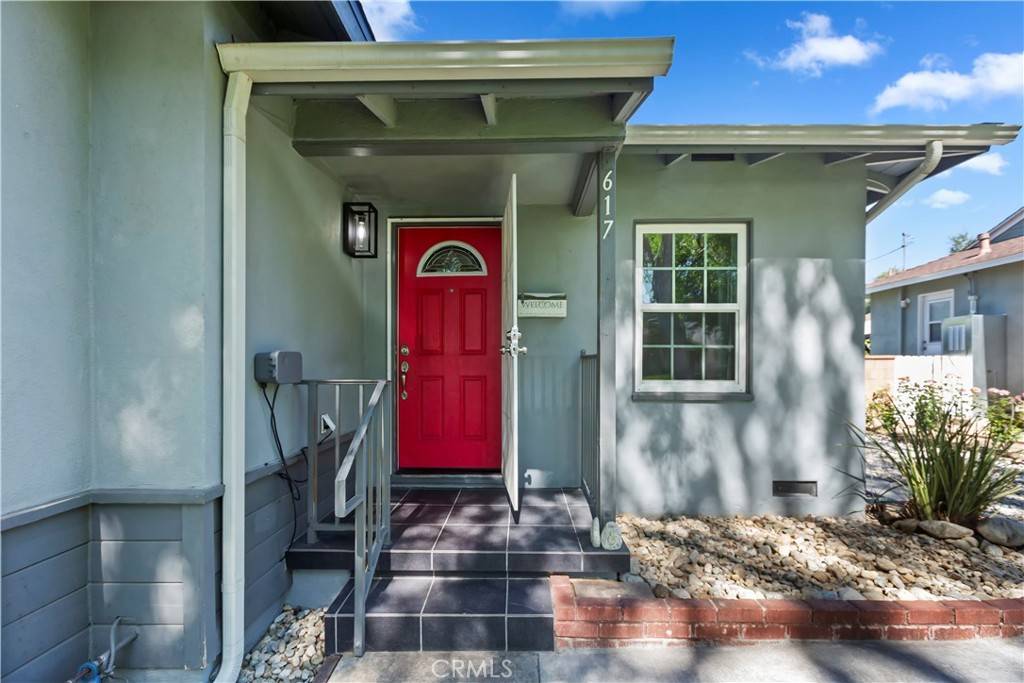Upland, CA 91786,617 N Palm AVE