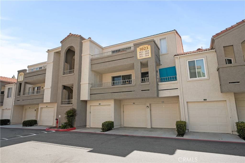 Corona, CA 92879,1023 Vista Del Cerro DR #205