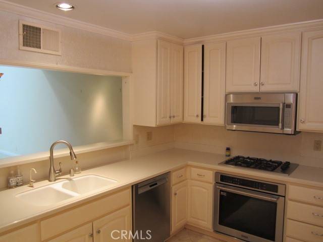 Claremont, CA 91711,428 Champlain DR