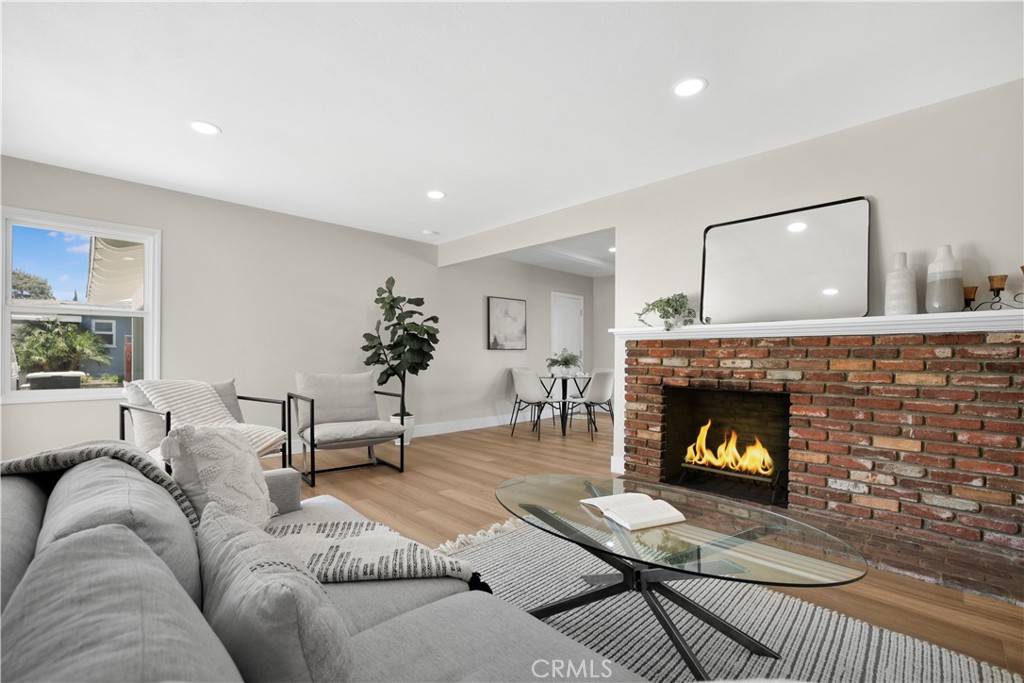 Ontario, CA 91762,1347 W Princeton ST