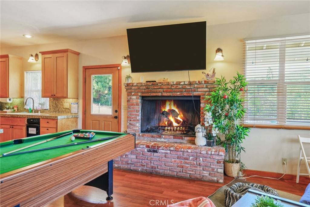 Cedar Glen, CA 92321,29450 Piney LN