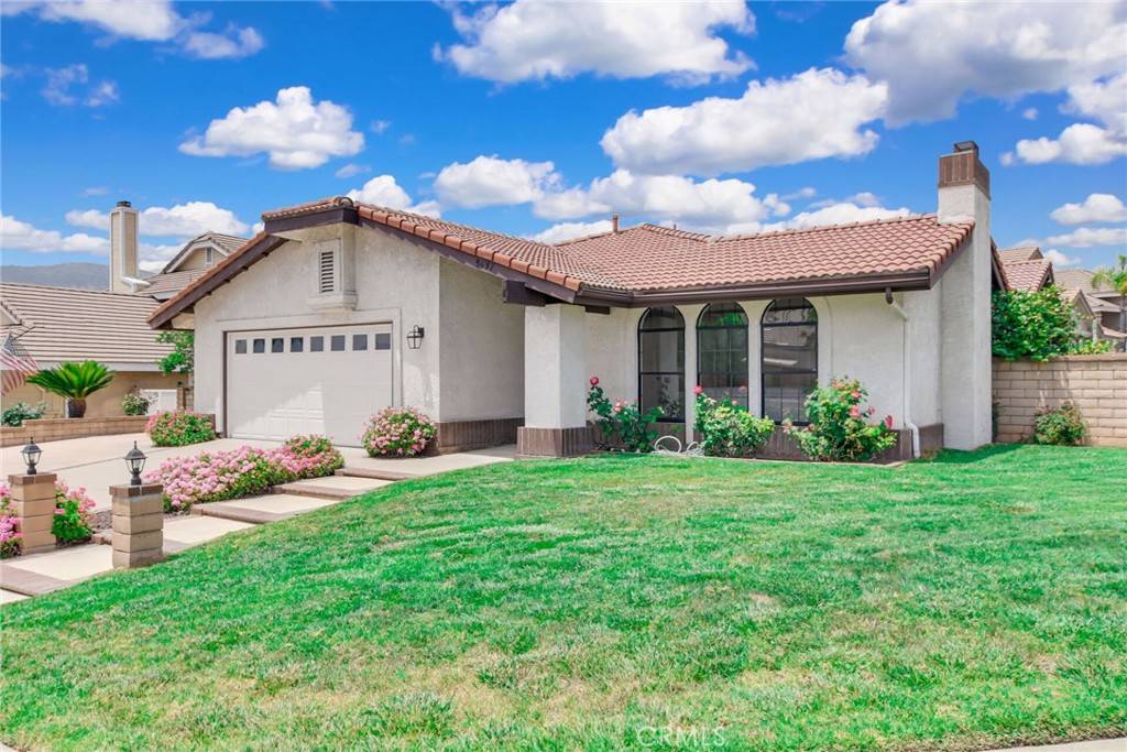 La Verne, CA 91750,5697 Los Robles