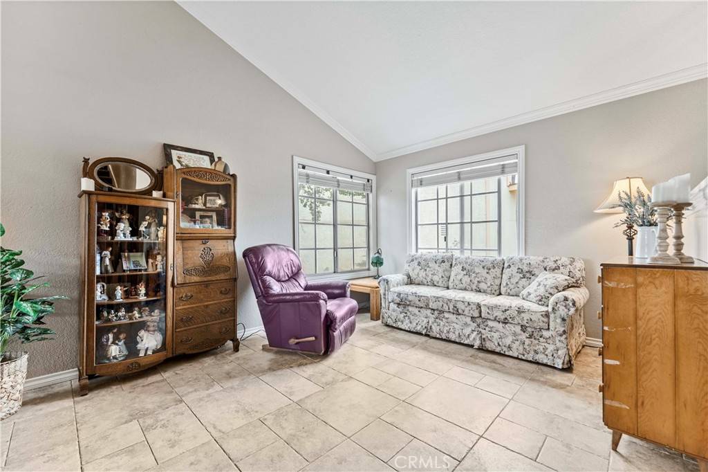 Duarte, CA 91010,903 Paseo Grande CIR