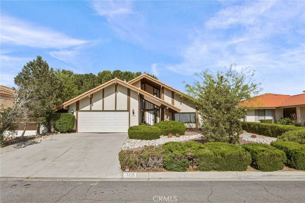 Victorville, CA 92395,13235 Palos Grande DR