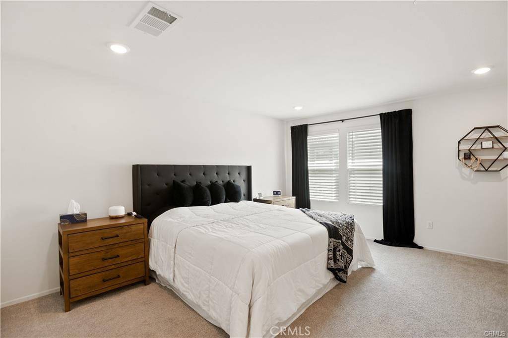 Fontana, CA 92336,7155 Citrus AVE #320