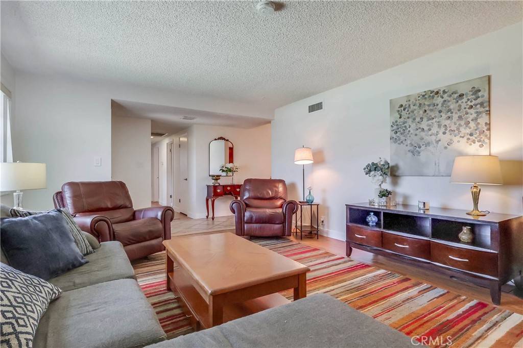 San Dimas, CA 91773,1332 Carew ST