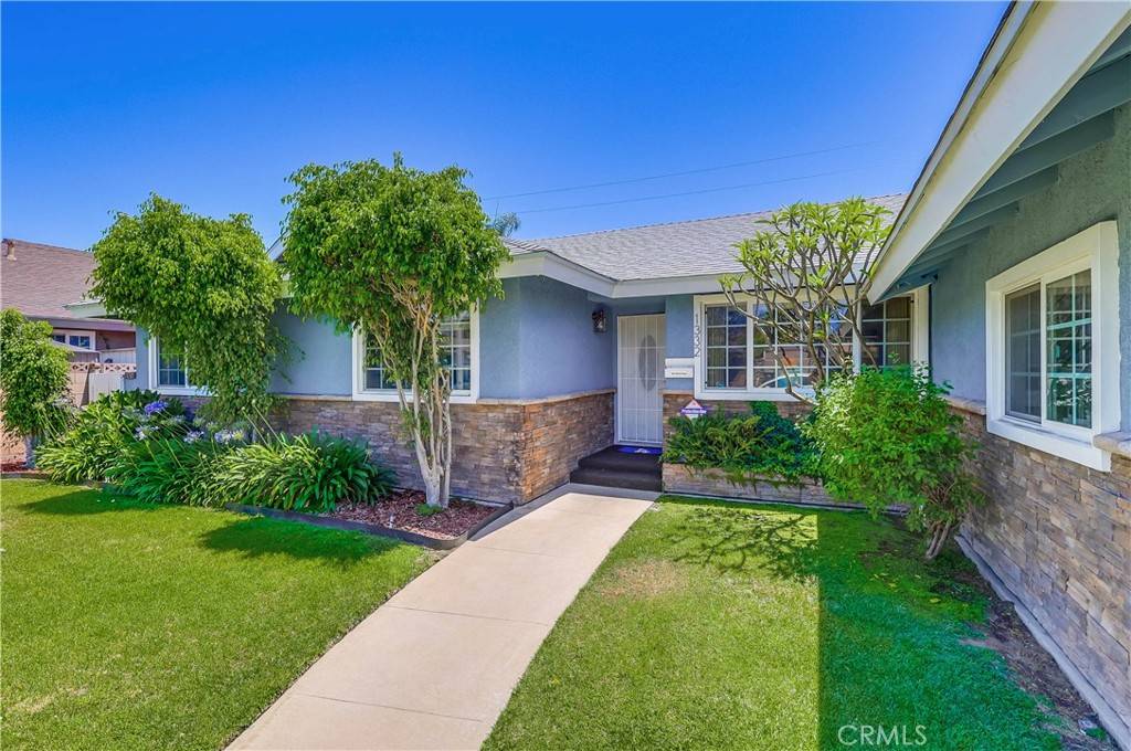 San Dimas, CA 91773,1332 Carew ST