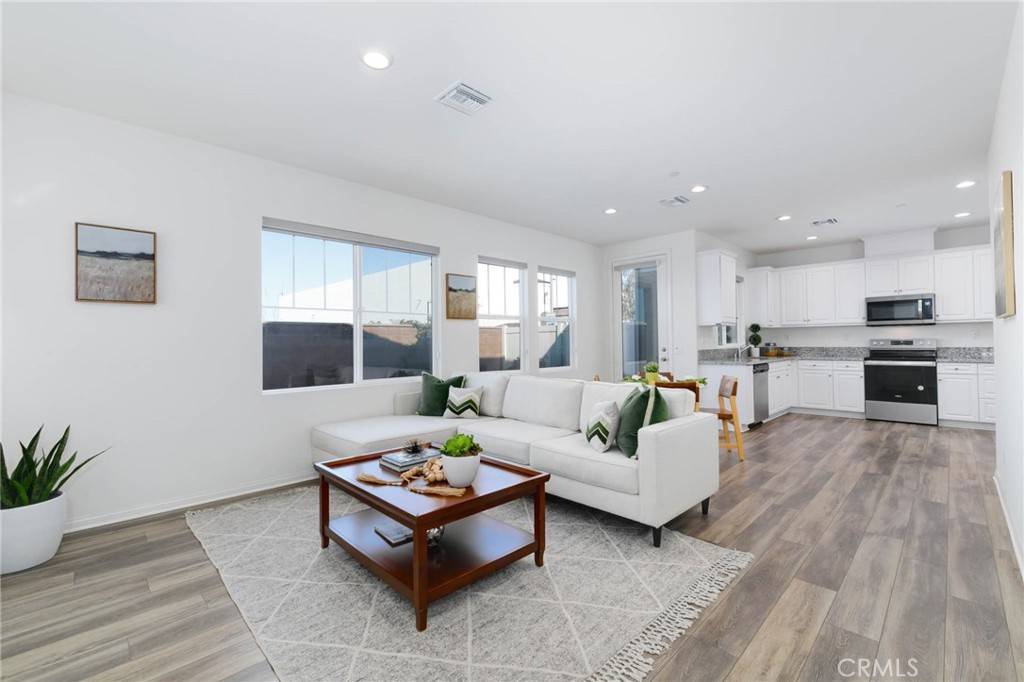 Chino, CA 91708,16050 Aventurine LN