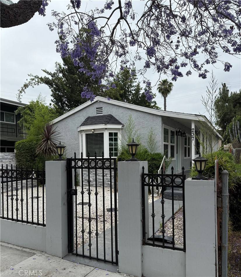 Long Beach, CA 90805,237 e 57th st