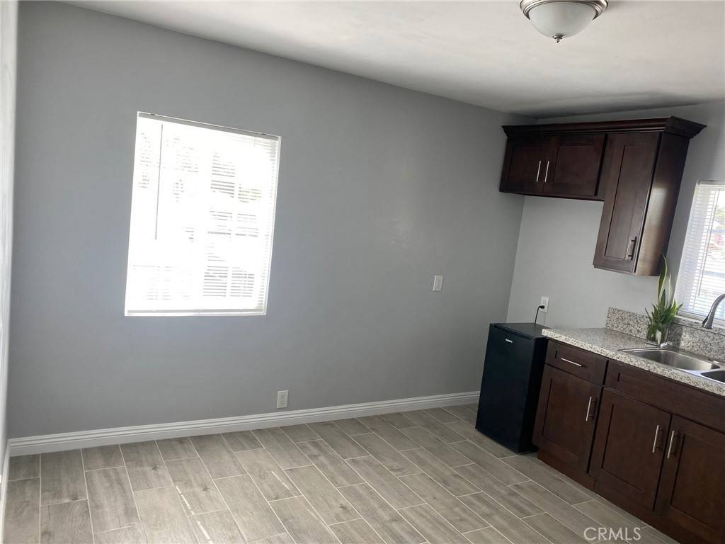 Bakersfield, CA 93306,2300 Lake ST