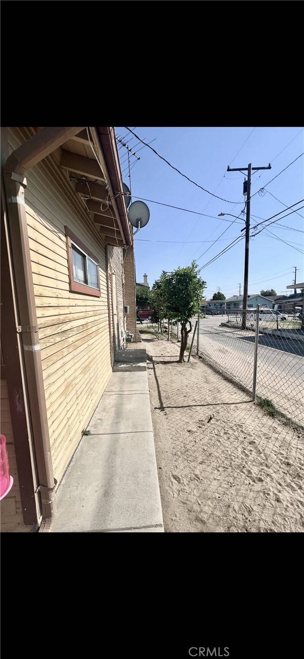 Colton, CA 92324,813 E D ST
