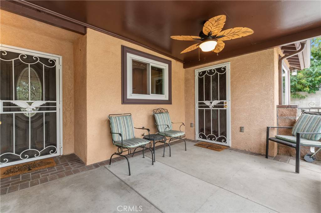 Azusa, CA 91702,433 E Mason ST