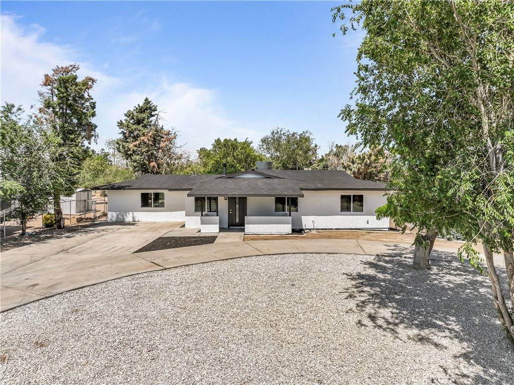 Hesperia, CA 92345,10352 Lincoln AVE