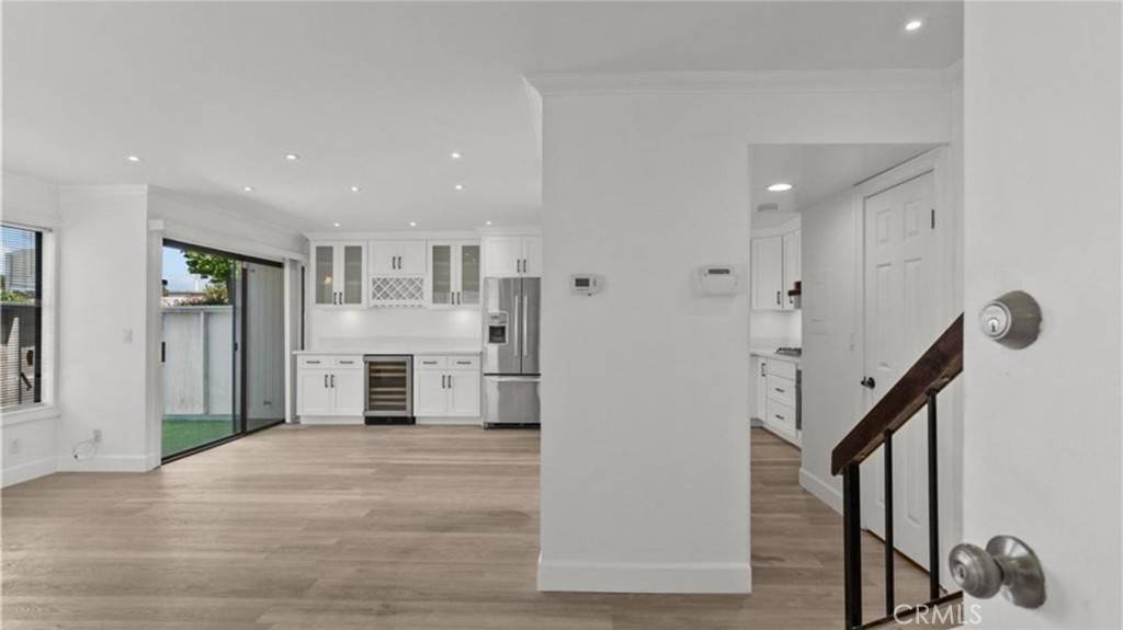 Sunland, CA 91040,10500 Sunland BLVD #4