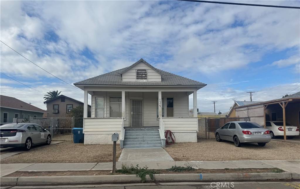 Needles, CA 92363,136 N K ST