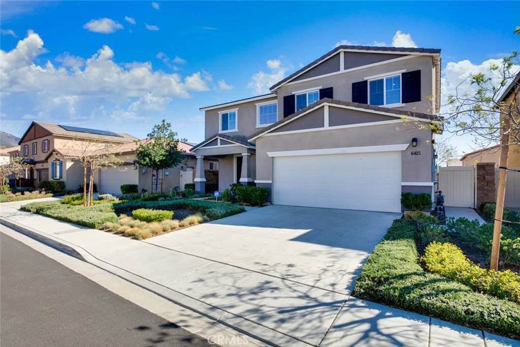 San Bernardino, CA 92407,6425 N Cava LN