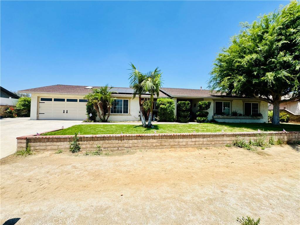 Jurupa Valley, CA 91752,5523 Lucretia AVE