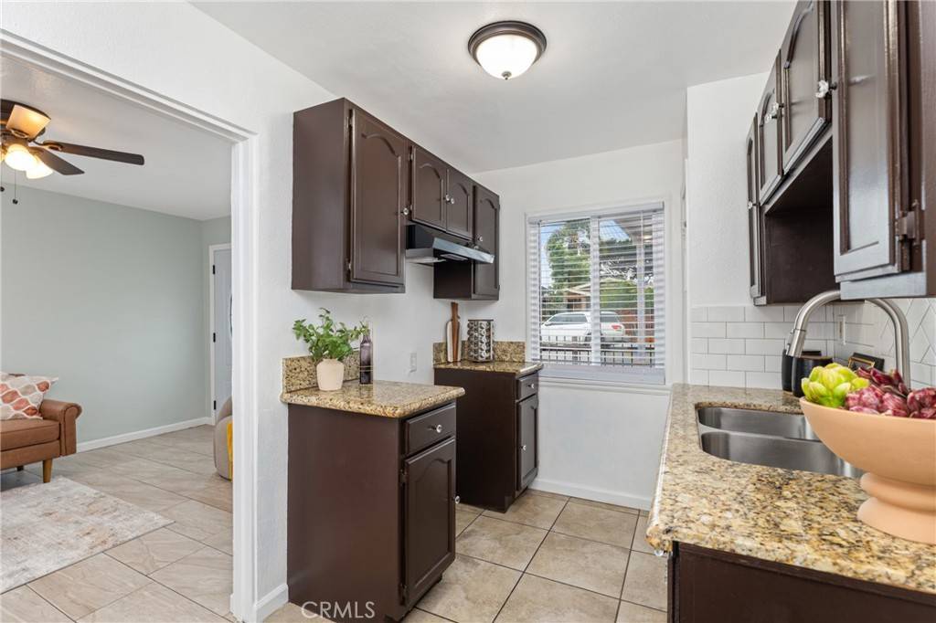 East Los Angeles, CA 90023,1048 S Record AVE