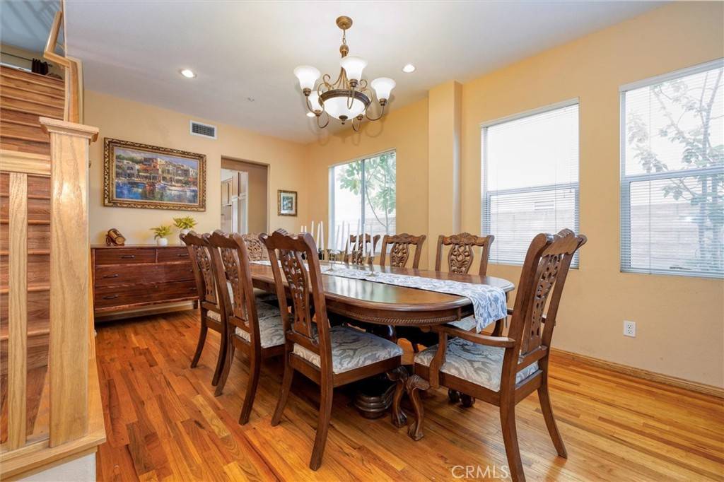 Sylmar, CA 91342,13524 Via Santa Catalina