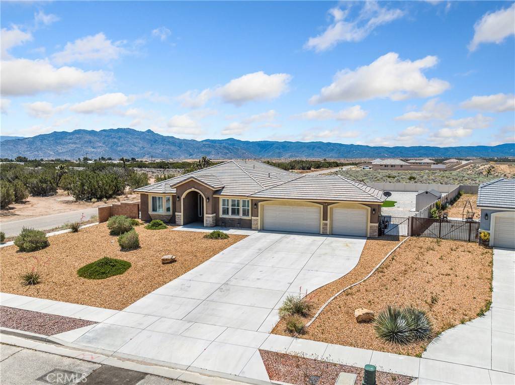 Hesperia, CA 92345,16991 Flintridge ST